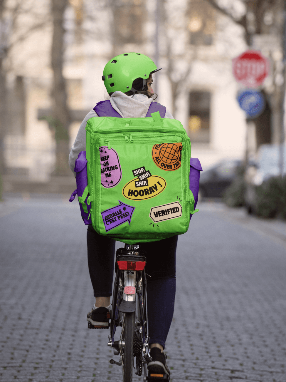 Colis Expat - Cycliste livreur vert stickers